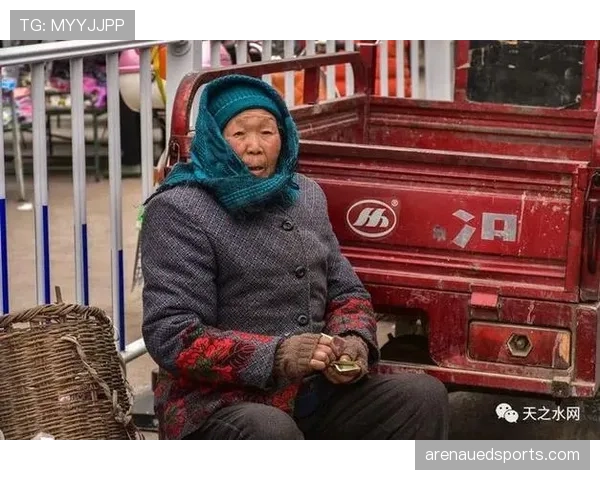马龙拎菜的照片笑死我了，那块表能买好几个月我工资
